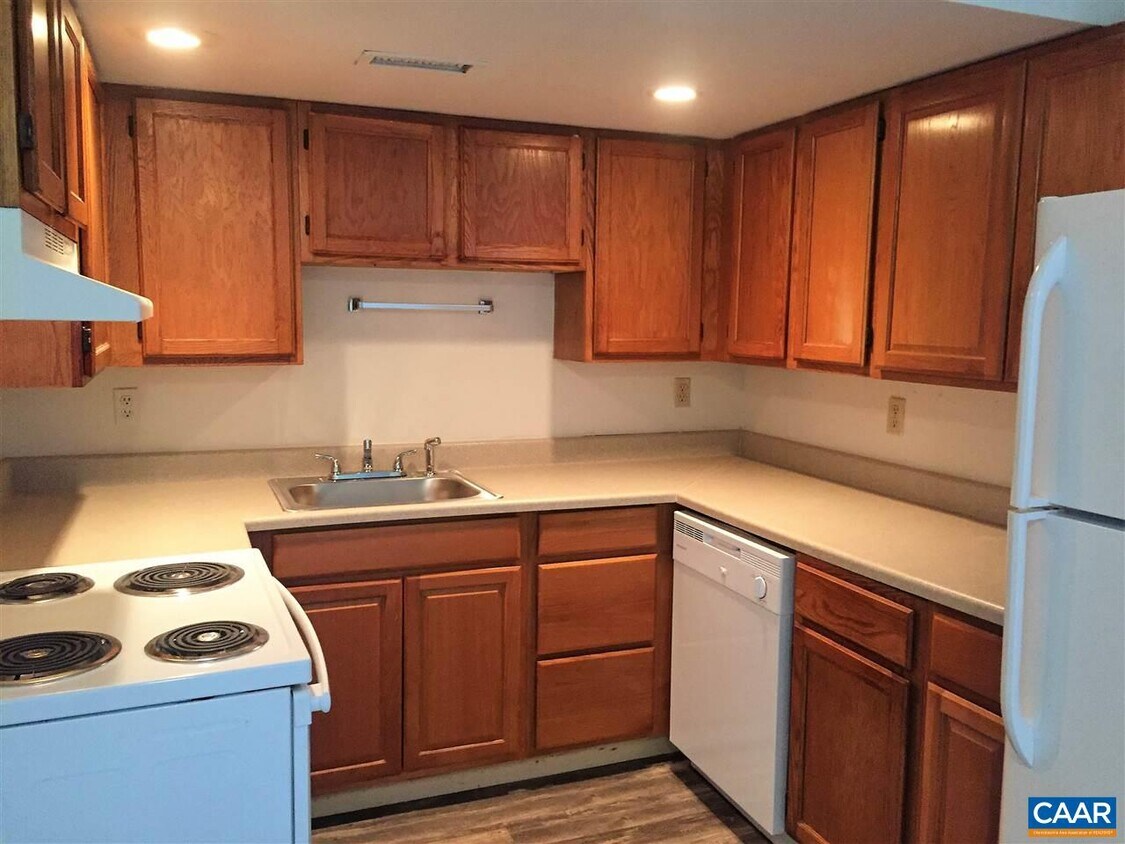 Foto principal - 104 Morris Paul Ct
