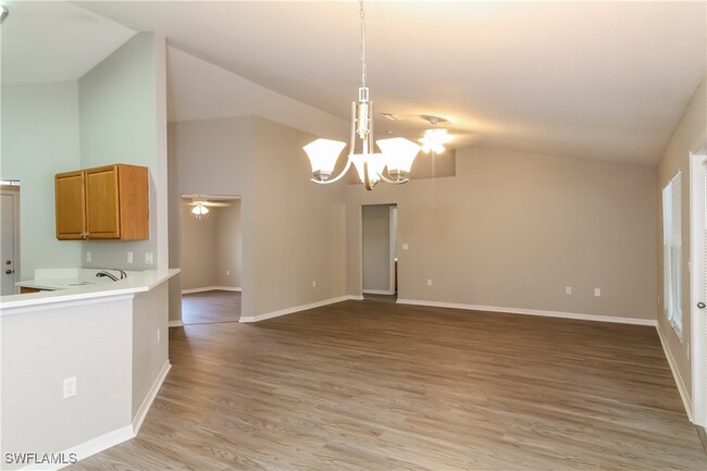Foto del edificio - 3719 N Salford Blvd