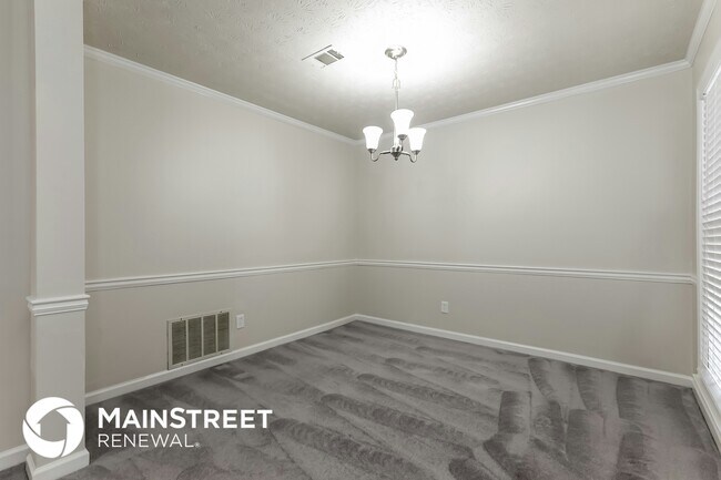 Foto del edificio - 3410 Poplar Ridge Dr