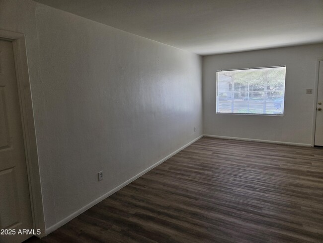 Building Photo - 4341 N 35th St