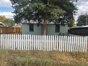 Building Photo - 681 Lincoln St