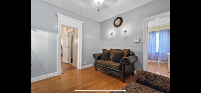 Foto del edificio - 724 W 26th St