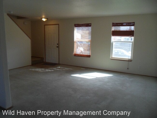 Building Photo - 3 br, 2 bath House - 220 Cosmo St.