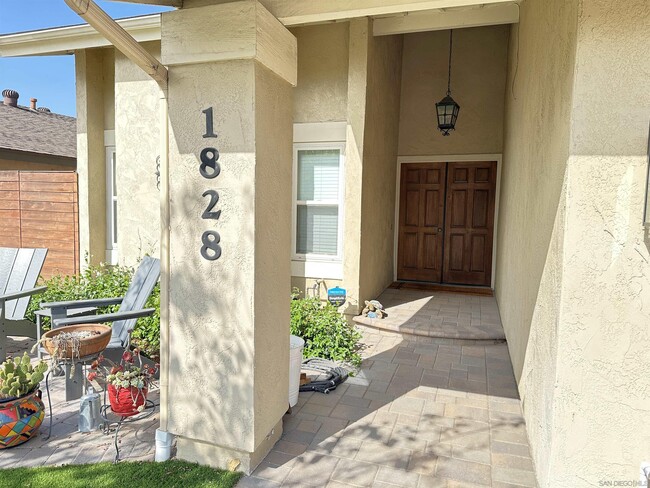 Building Photo - 1828 Ballina Dr