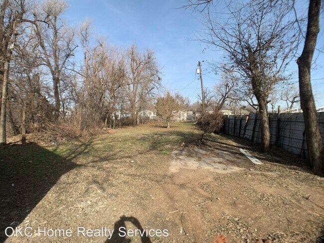 Foto del edificio - 2 br, 1 bath House - 2317 W Lindley