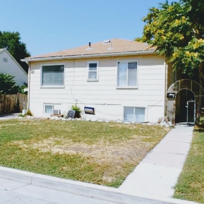 Foto principal - 365 E Garfield Ave