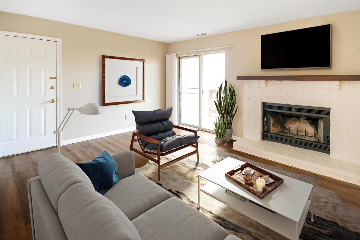 Foto principal - 17048 Sandalwood Creek Dr