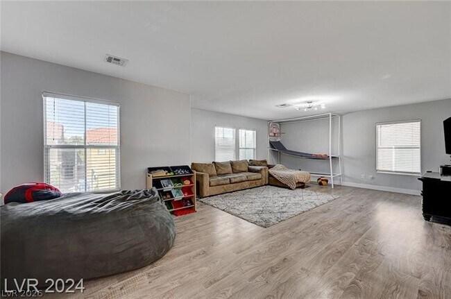 Building Photo - 791 Trumpington Ct