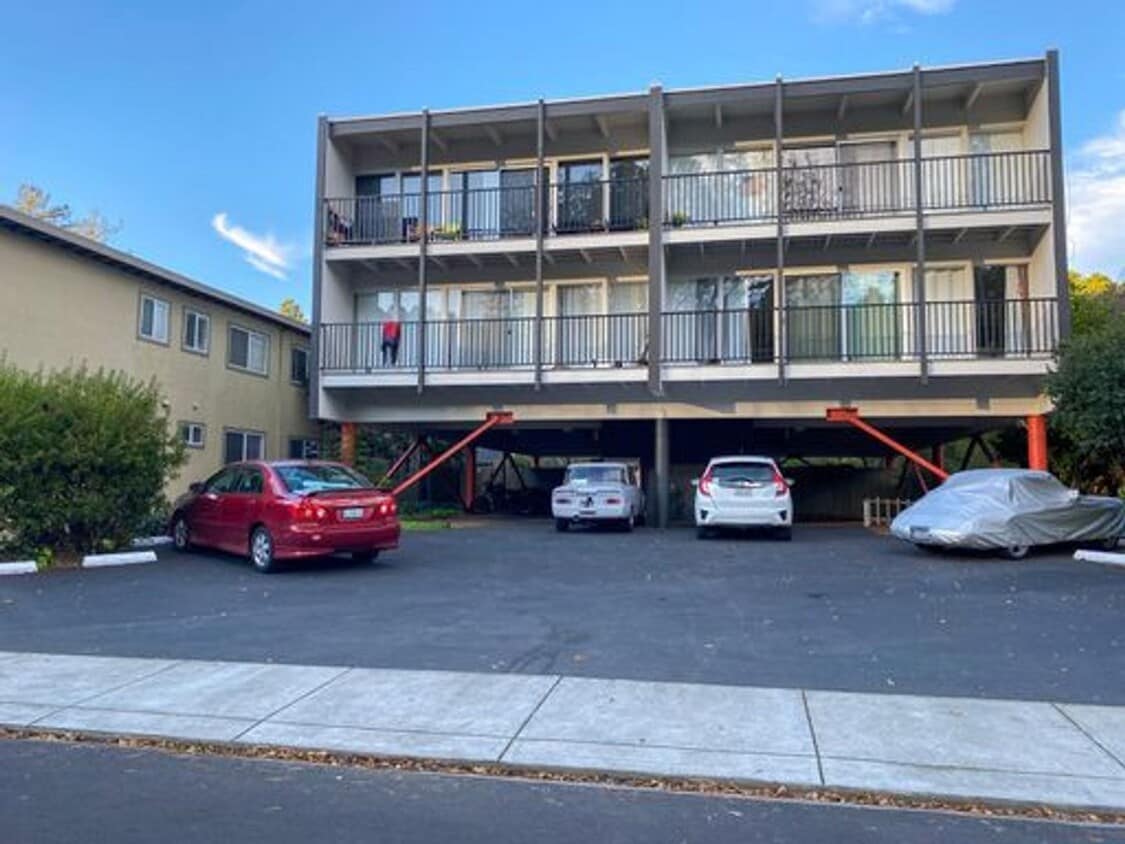Foto principal - Tranquil 1BR/1BA Updated Unit! Tam Valley!...