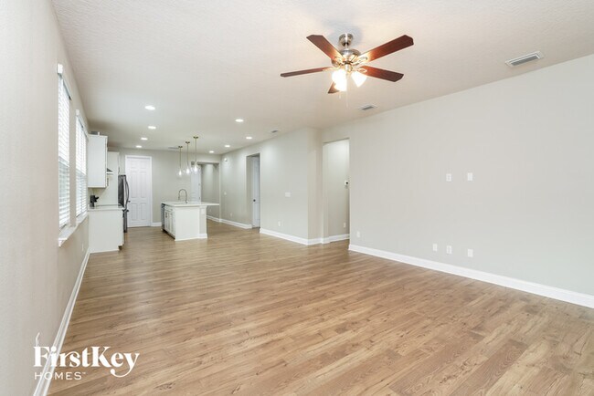 Foto del edificio - 1450 Tropical Pine Cove