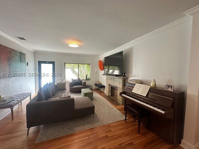 Foto del edificio - 1105 Cortez St