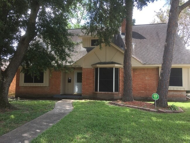 Building Photo - 10734 Sagewillow Ln