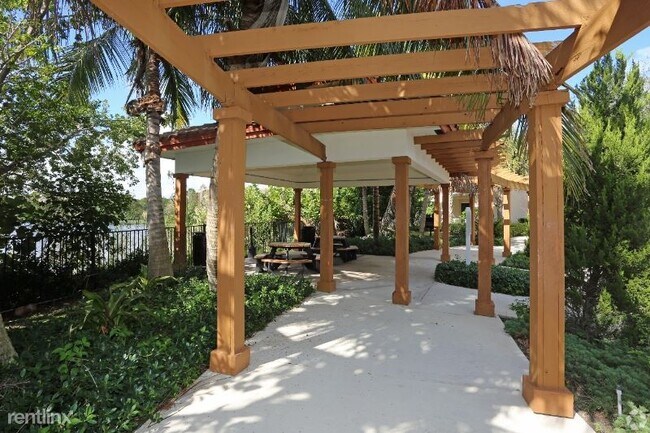 Building Photo - 2 br, 2 bath Townhome - 2386 Shimmery Lane