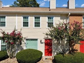 Building Photo - 130 Holcomb Ferry Rd