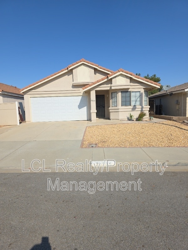 Foto principal - 28235 Encino Dr