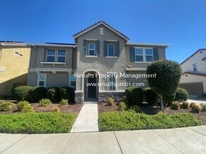 Building Photo - 240 Uccello Way