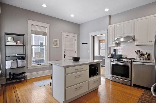 Foto del edificio - 415 6th St SE