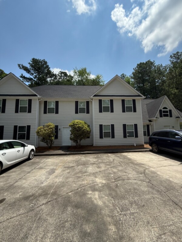 Primary Photo - 347 Leafmore Rd SW