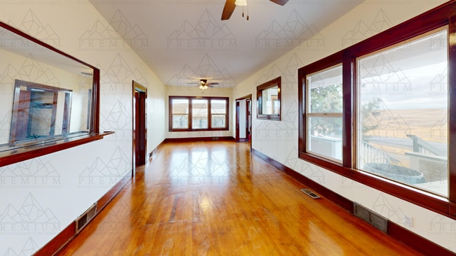 Building Photo - 620 Pemberton St