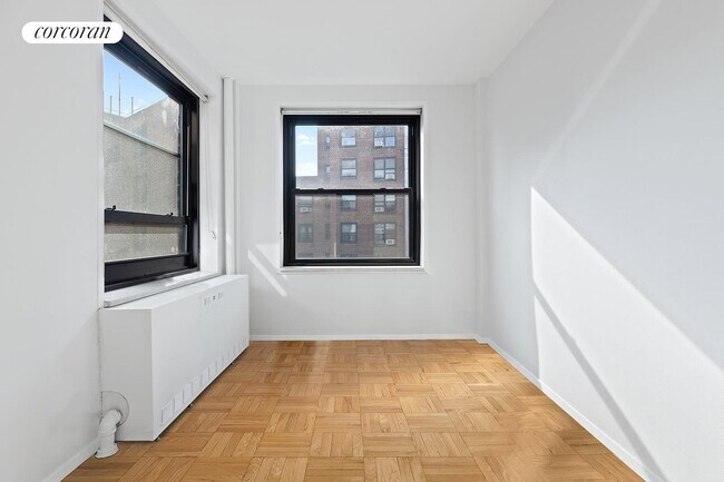 Foto del edificio - 193 Clinton Ave
