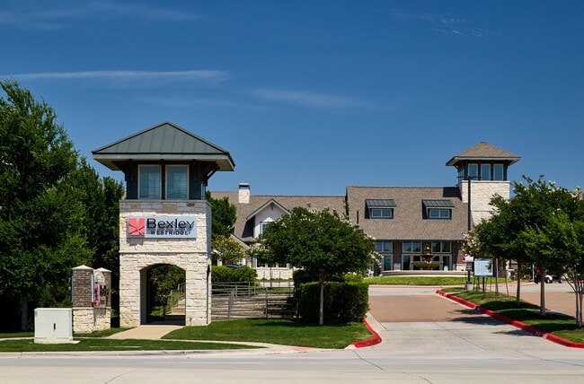 Building Photo - Bexley at WestRidge