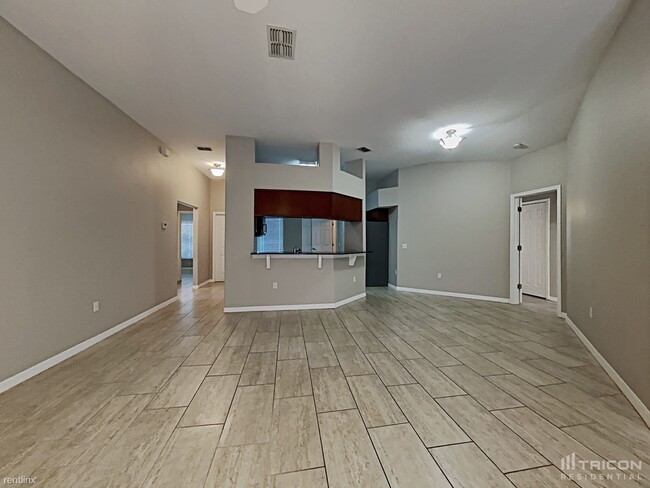 Foto del edificio - 4671 Sheringham Ct