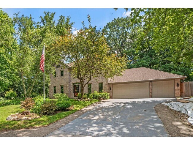 Foto del edificio - 17711 Creek Ridge Pass