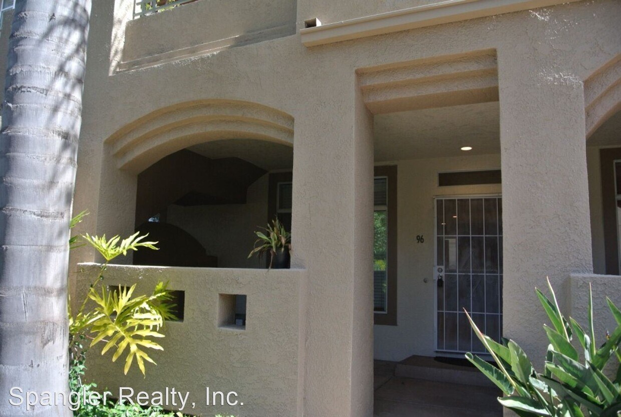 Foto principal - 12626 Carmel Country Rd
