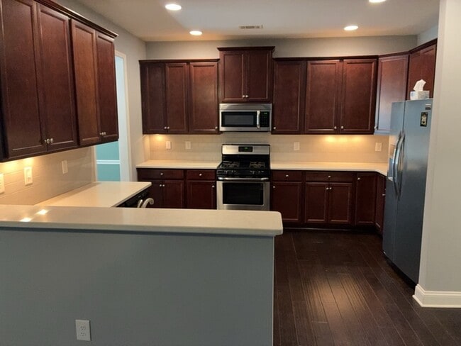 Building Photo - 1039 Drakes Crossing