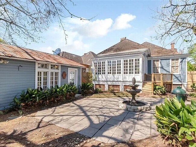 Foto del edificio - 1203 New St Francis St