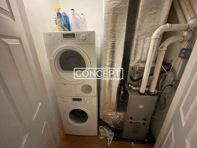 Foto del edificio - 1029 Tremont St