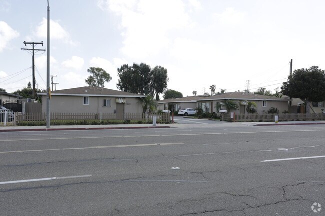 Foto del edificio - 2272-2278 Placentia Ave