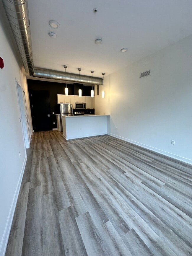 Interior Photo - The Roy