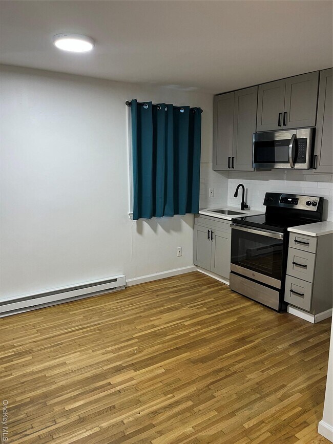 Foto del edificio - 30 Archer Ave