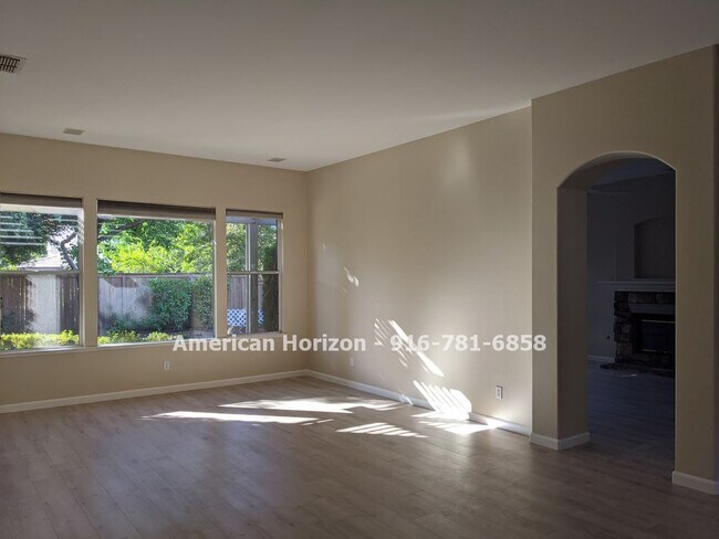 Building Photo - LEASED--Eureka Village Single Story 4 Bedroom