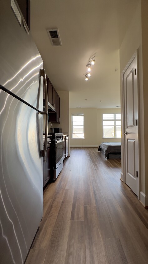 Primary Photo - 2671 Avenir Pl