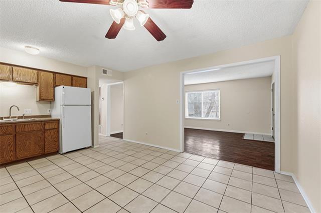 Foto del edificio - 410 W Franklin St