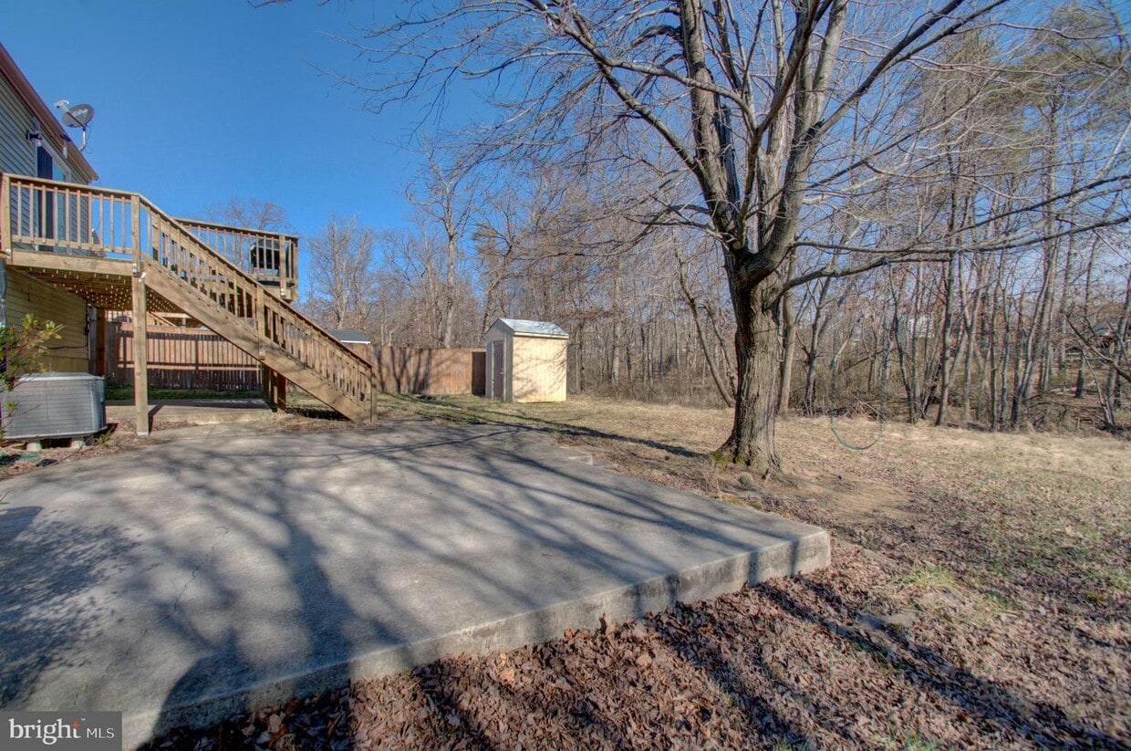 Primary Photo - 7806 Mineral Springs Dr