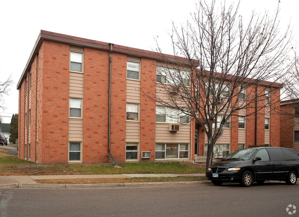 1305 Conway St, Saint Paul, MN 55106 Apartments in Saint Paul, MN