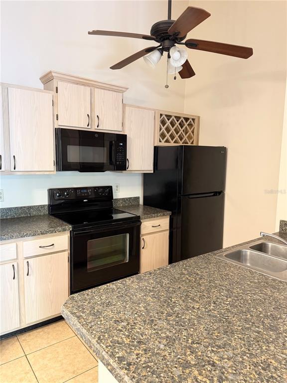 Building Photo - 709 Secret Harbor Ln