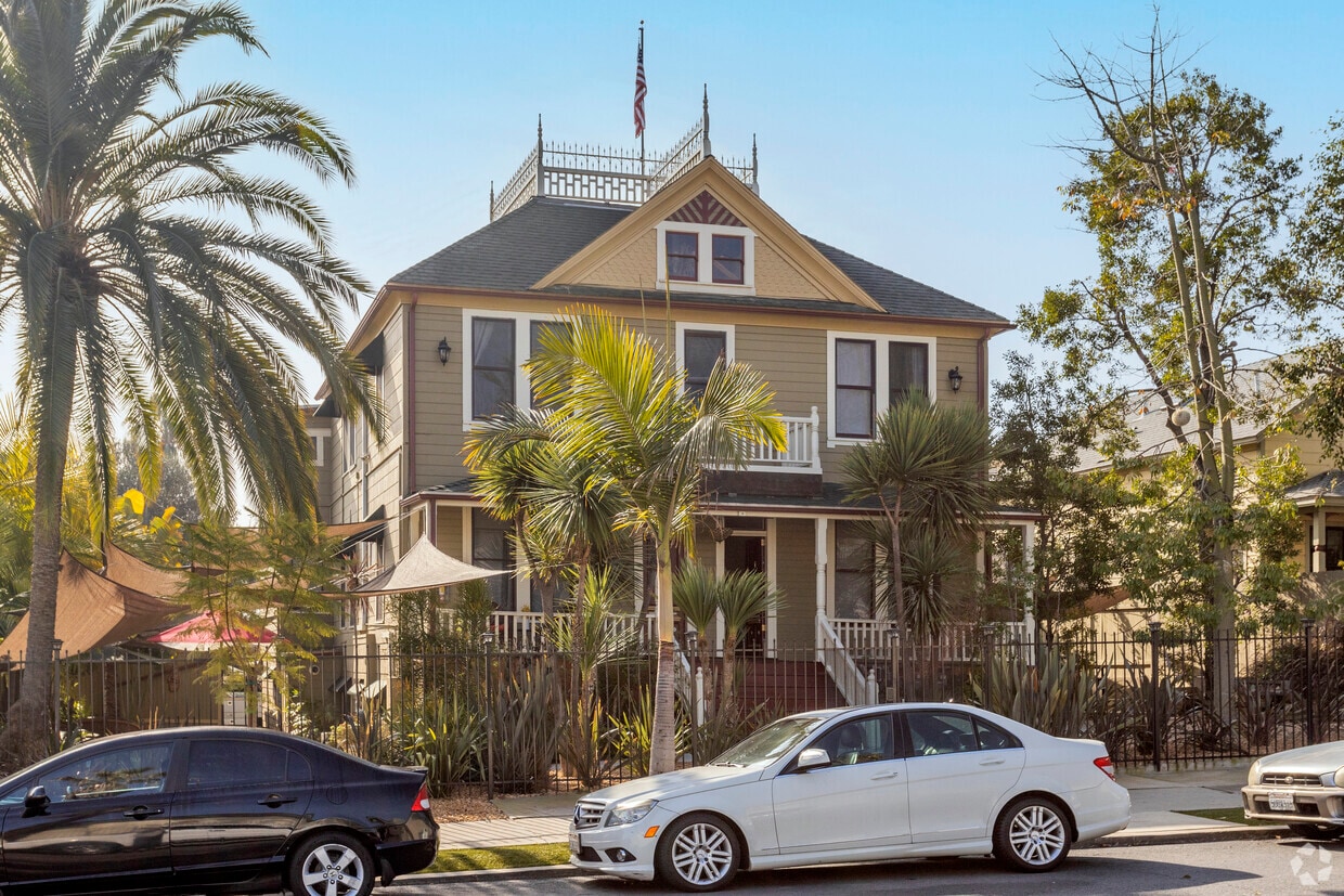 Primary Photo - 2245 K Street