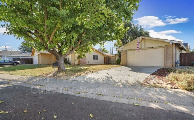 Building Photo - 1732 Klamath River Dr