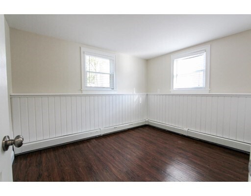 Foto del edificio - 44 Murray Way