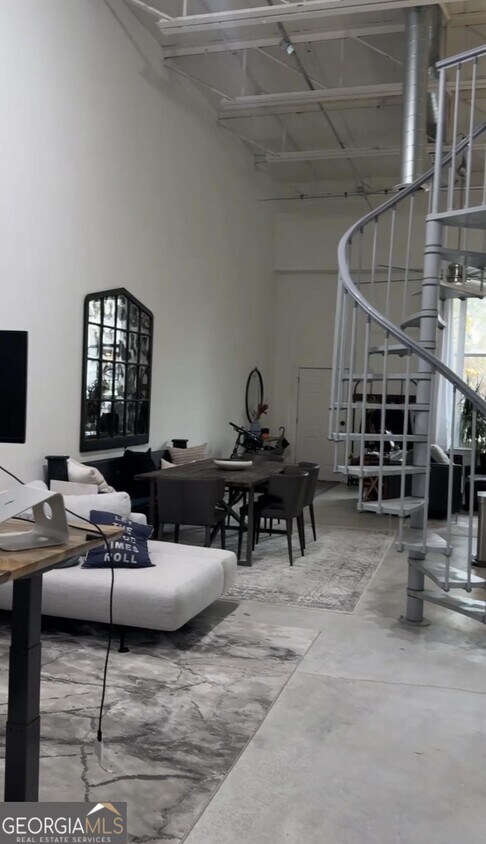 Foto del edificio - 807 Field St SE