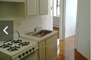 Primary Photo - 37 1/2 Allen St