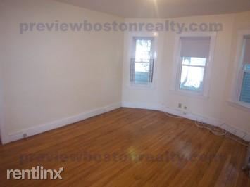 Building Photo - 9 Greylock Rd