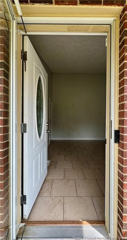 Foto del edificio - 5026 Waterford Dr