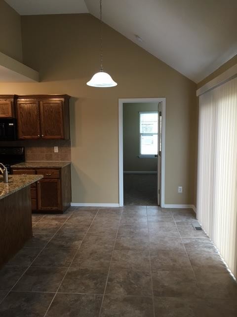 Building Photo - 504 Hibiscus Dr