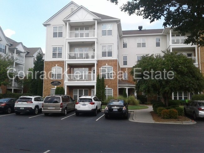 Foto del edificio - Gorgeous 3 Bed / 2 Bath Condo in Ballantyne!