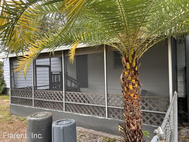 Foto del edificio - 3 br, 2 bath House - 5011 Santos Road
